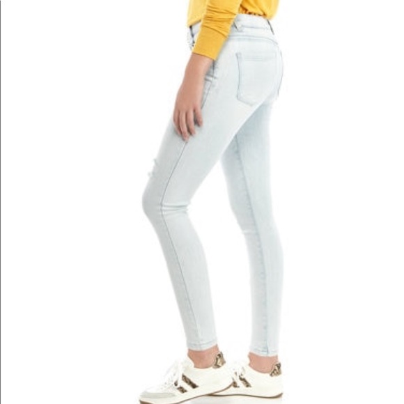 Democracy Jeans NWT - Picture 3 of 3